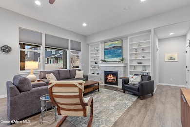 Open living, 11 ' ceilings