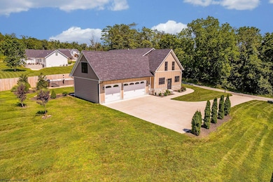 529 Bowers Ln, Morgantown, WV 26508 - photo 3