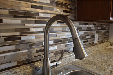 346 Broadway unit 3, Newport, RI 02840 - photo 2