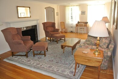 185 Paul Revere Rd, Needham Heights, MA 02494 - photo 4