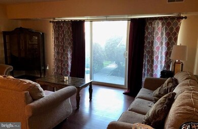 5205 Newton St unit T2, Bladensburg, MD 20710 - photo 3