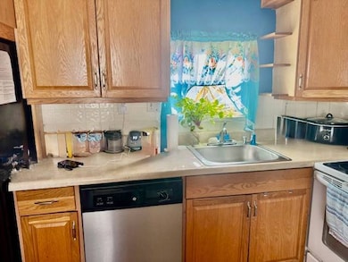 304 Ken Ave, Lakeland, FL 33815 - photo 3