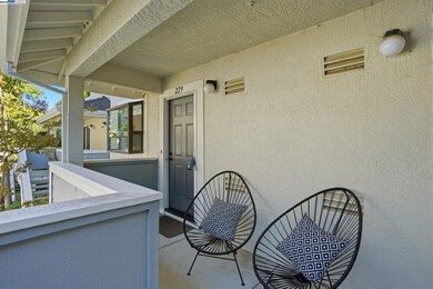 2586 Oak Rd unit 229, Walnut Creek, CA 94597 - photo 5