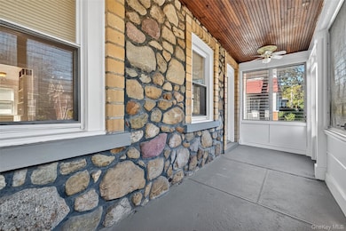 171 West St, Newburgh, NY 12550 - photo 5