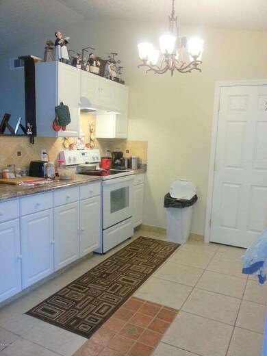 New kitchen cabinets and countertops