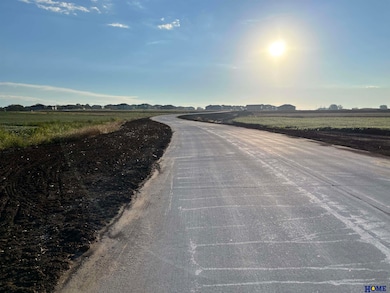 Lot 8 Block 3 W Hall Dr, Lincoln, NE 68532 - photo 3