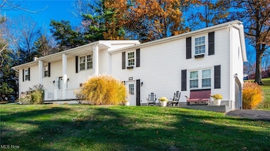 1060 Griffiths Dr, Zanesville, OH 43701 - photo 3