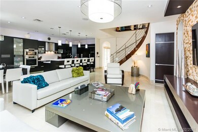 6834 NW 113th Place, Doral, FL 33178 - photo 6