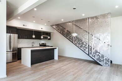 15 E Kensington Ave V Salt-006-004-E Ken