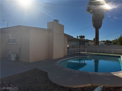1312 Scenic Way, Las Vegas, NV 89108 - photo 2