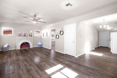 3216 Mountain Ave, El Paso, TX 79930 - photo 6