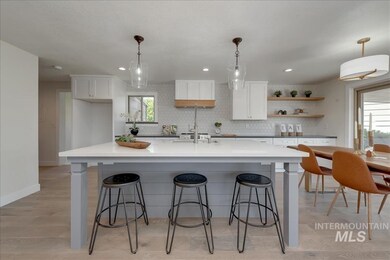 612 W Carnelian Ln, Eagle, ID 83616 - photo 7