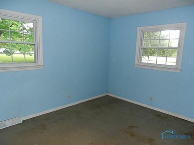 609 Adrian St, Delta, OH 43515 - photo 4