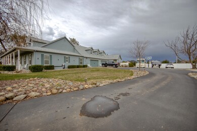 19550 Mockingbird Ln, Redding, CA 96002 - photo 3