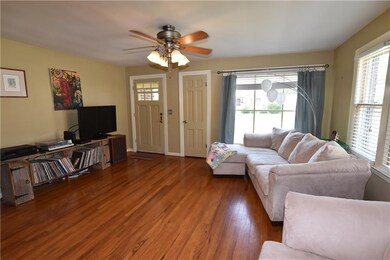 2003 California St, Columbus, IN 47201 - photo 4