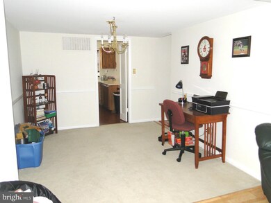 2 Castlehill Ct, Lutherville Timonium, MD 21093 - photo 3