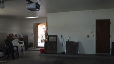 Garage 2