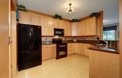Updated kitchen w/granite counters