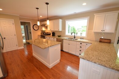 44 Dover Cir, Franklin, MA 02038 - photo 3