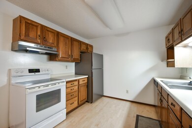 1828 Perlich Ave unit 1A, Red Wing, MN 55066 - photo 4