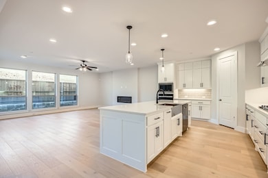 3505 Kings Court Dr, Lewisville, TX 75056 - photo 5