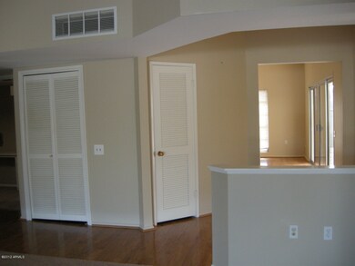 Entrance with Double Door Entry