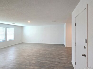 402 Filibusters Trail, San Antonio, TX 78220 - photo 5