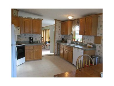 10 Robin Dr, Tiverton, RI 02878 - photo 6