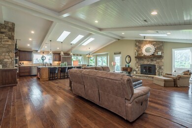 2201 Fallen Oaks Dr, Knoxville, TN 37932 - photo 4