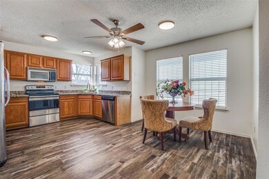 300 Odell St, Cleburne, TX 76033 - photo 7