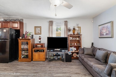 271 Carters St - 6