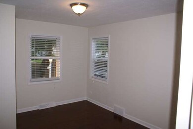 1929 Marshall Pkwy, Waukegan, IL 60085 - photo 4