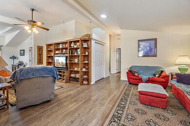 286 Marian Ave unit 49, Central Point, OR 97502 - photo 5