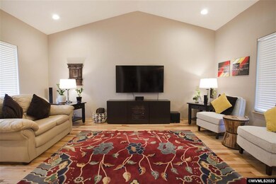 5754 Valleywood Loop SE, Salem, OR 97306 - photo 2