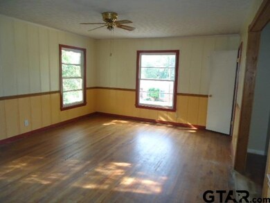 1318 1318 Graham Dr, Tyler, TX 75701 - photo 7