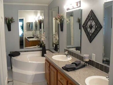 503 Fox Run, Middleboro, MA 02346 - photo 5