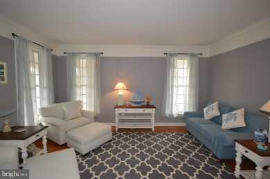 42844 Sandhurst Ct, Ashburn, VA 20148 - photo 5