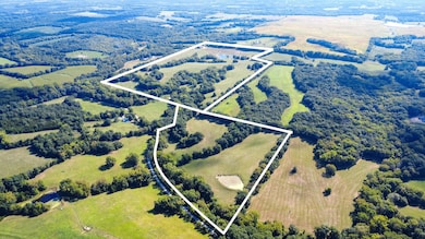 9950 N Herman Nichols, Rocheport, MO 65279 - photo 2