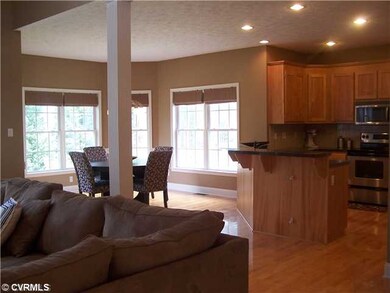 Kitchen - Open Kitchen floor plan