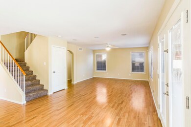 007-Kyle-Dr-Neely-Farms-living room a