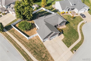 901 Ambercrombie Square Ct, O Fallon, IL 62269 - photo 6