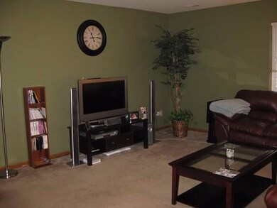 929 Monterrey Ct unit B, Crown Point, IN 46307 - photo 4