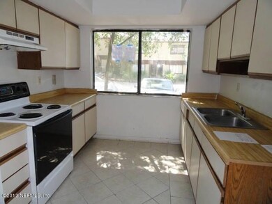 739 Oaks Field Rd, Jacksonville, FL 32211 - photo 3