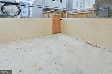 2057 Mountain St, Philadelphia, PA 19145 - photo 4
