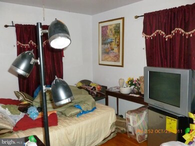 5803 Shepherd Ln, Lanham, MD 20706 - photo 7