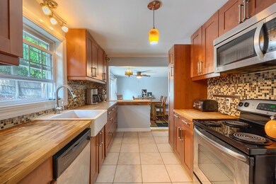 27 Eugene St, Leominster, MA 01453 - photo 4