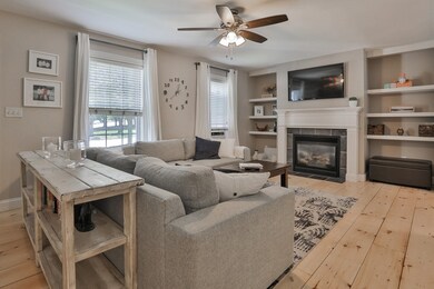2 Fulton St unit B, Newburyport, MA 01950 - photo 3
