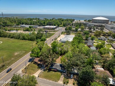 2301ArborDr-5