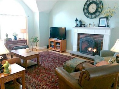 19 Chandler Dr, Londonderry, NH 03053 - photo 6