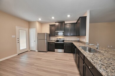 22003 Buffalo Braun Dr, Hockley, TX 77447 - photo 4